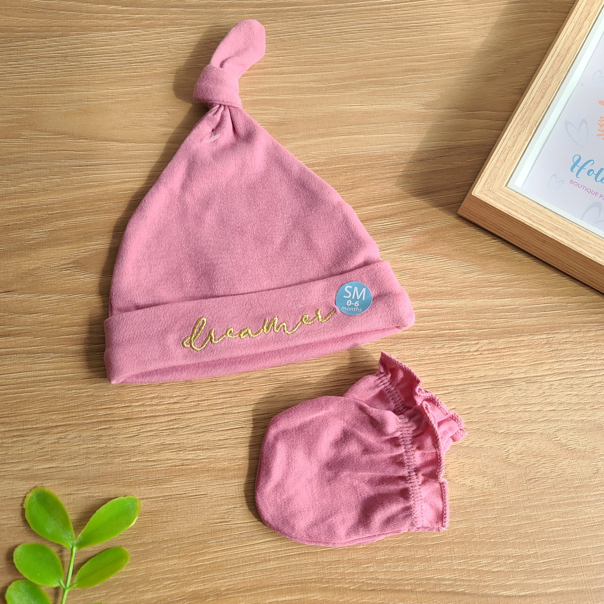 GORRA + MITONES