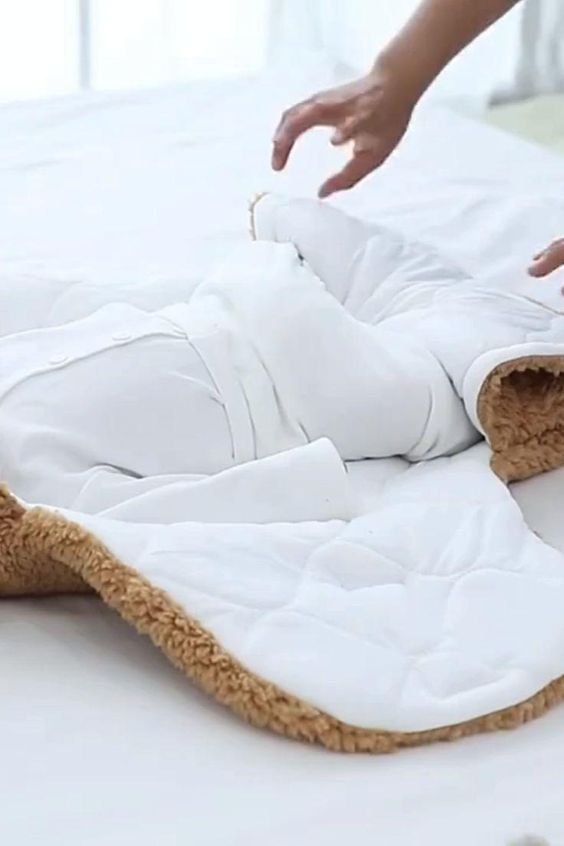 MANTA OSITO CON CAPUCHA